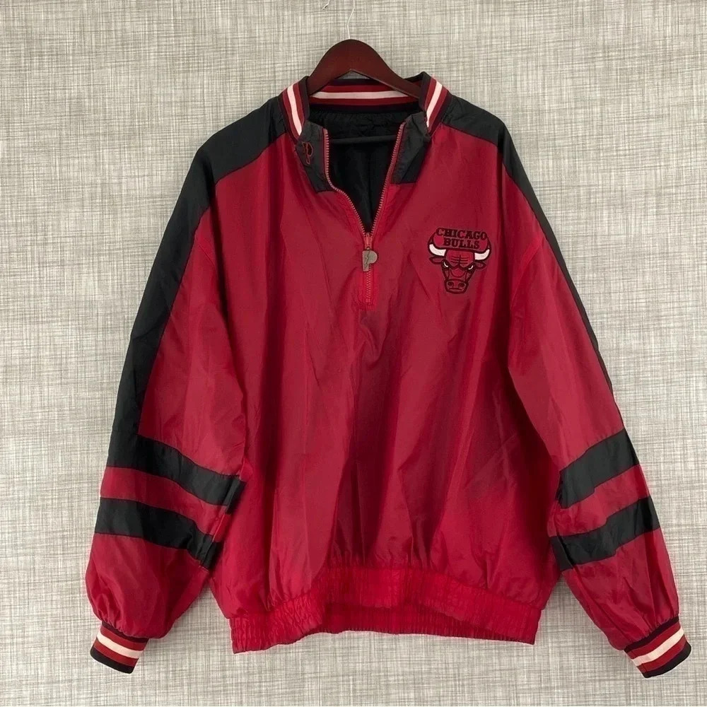 Vintage Chicago Bulls Pro Player XL reversible pullover windbreaker 1076